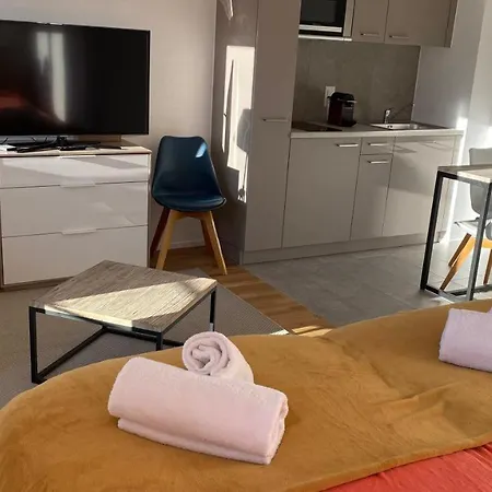 The 106 - Stunning New Studios By The Lake, Close To City Center Of Lausanne Apartmán Paudex