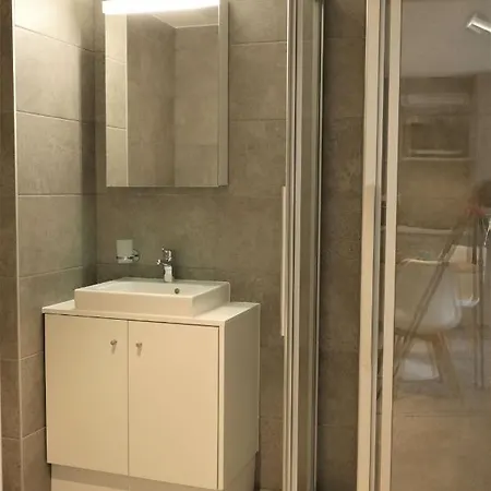 The 106 - Stunning New Studios By The Lake, Close To City Center Of Lausanne Appartement Paudex